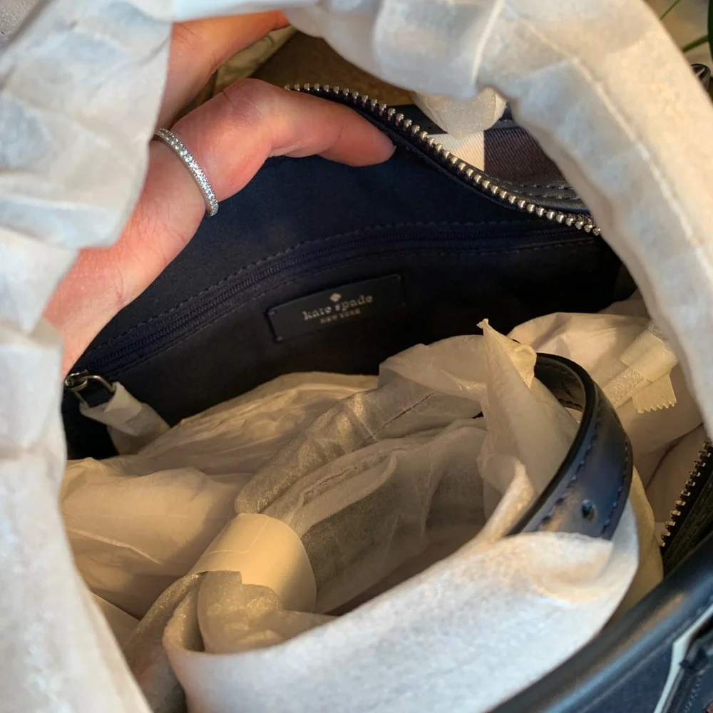 Authentic KATE SPADE Thick canvas and leather trim top zip Satchel/Crosby - Picture 10 of 14